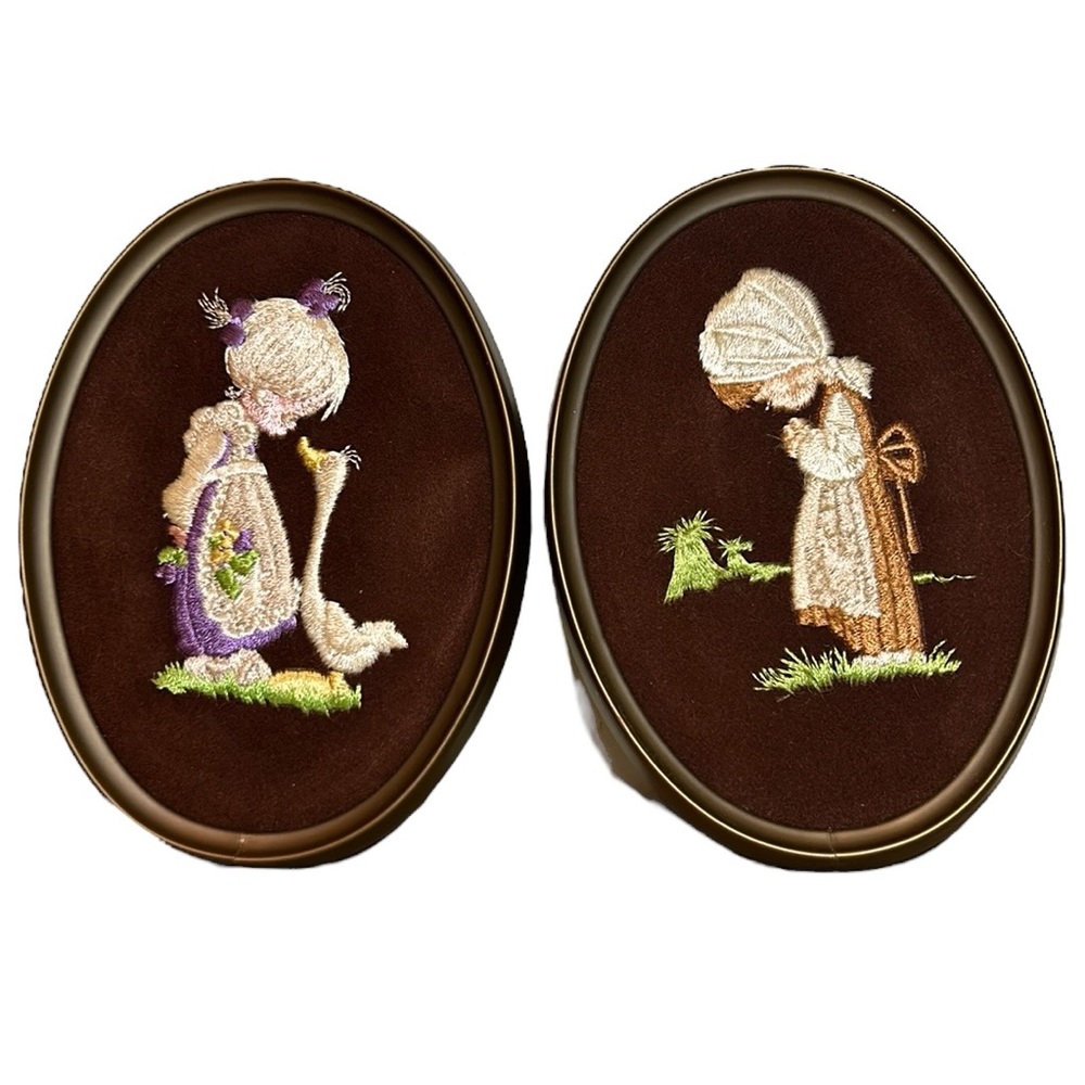 Vintage Precious Moments embroidered wall art goose velour‎ 7.5” x 5.5”